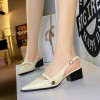Classic Women's New 2025 Women's Low Heel Sandals Fashion Retro Design Letter Women's New Low Heel Shoes