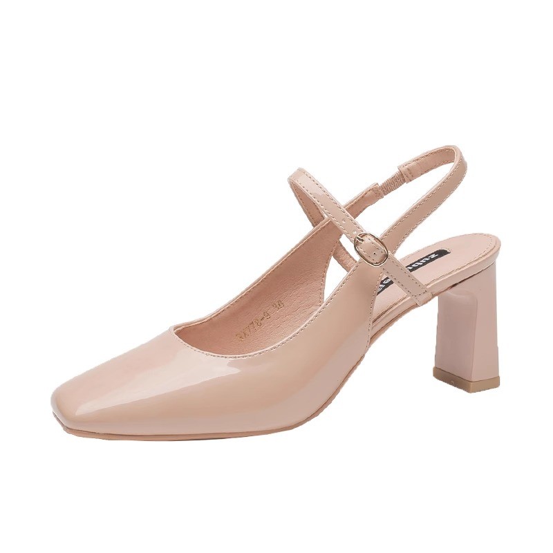2025 new summer French solid color pointed patent leather mid-heel buckle sandals women's retro stiletto sandals 34--41 size 2025 new summer French solid color pointed patent leather mid-heel buckle sandals women's retro stiletto sandals 34--41 size